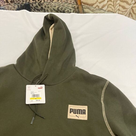 NWT Puma Dark Olive Patched Up Hoodie Sweatshirt Size Medium New - Picture 2 of 9